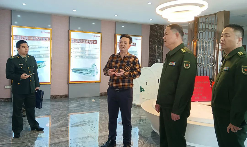 佛山軍分區政委、禪城區委常委領導一行蒞臨好色先生TV在线下载調研指導工作